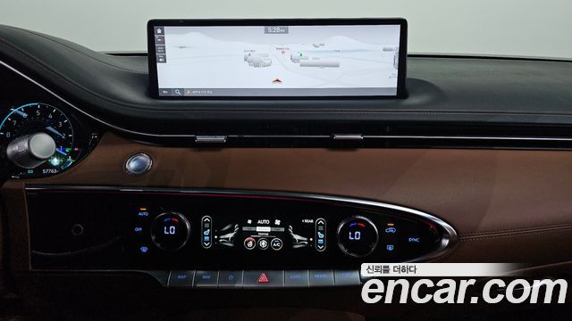 Genesis GV70 2023 — photo 18