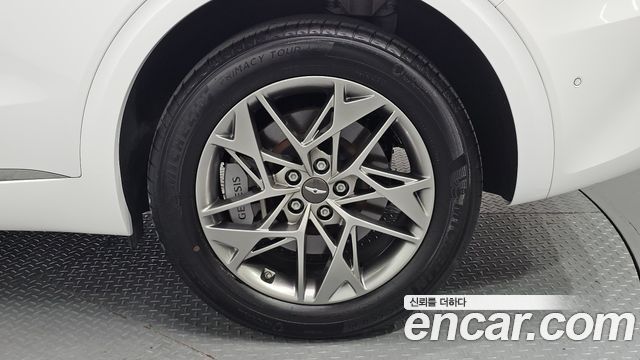 Genesis GV70 2023 — photo 7