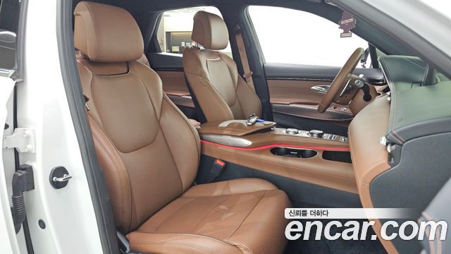 Genesis GV70 2023 — photo 16