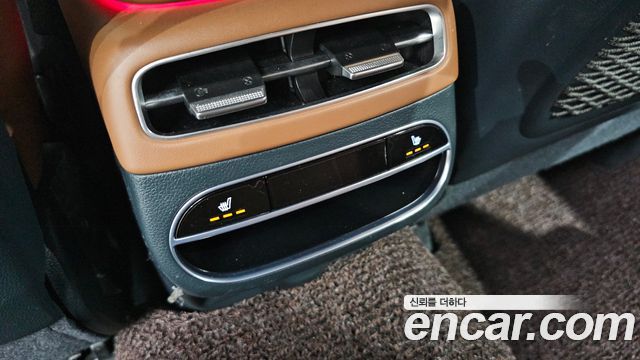 Genesis GV70 2023 — photo 31
