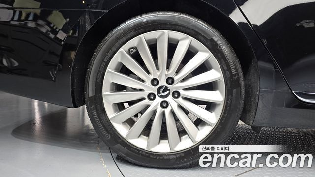 Hyundai Equus 2013 — photo 5