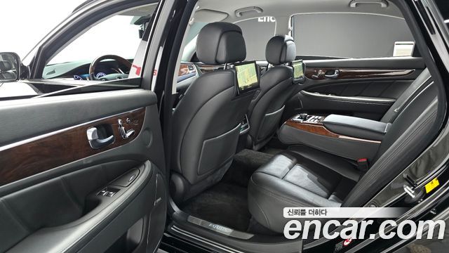 Hyundai Equus 2013 — photo 11