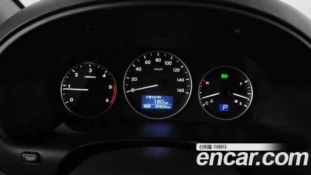 Hyundai Starex 2021 — photo 11