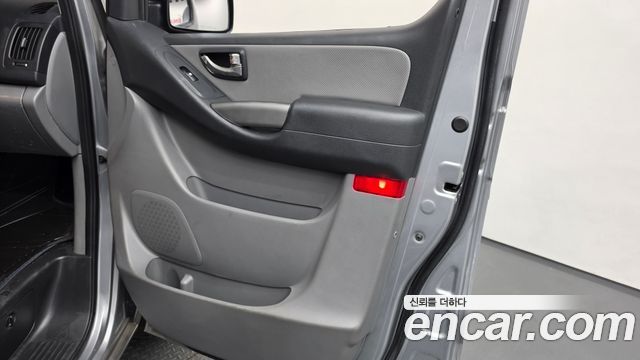 Hyundai Starex 2021 — photo 14