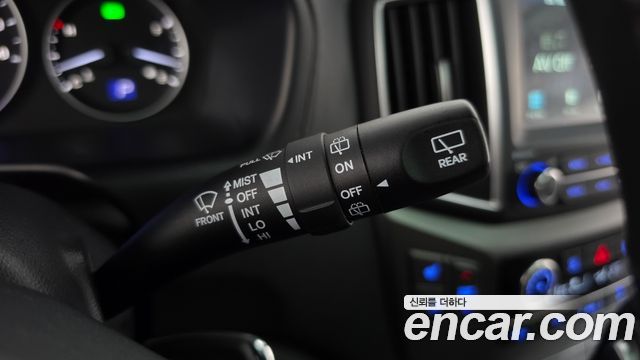 Hyundai Starex 2021 — photo 30