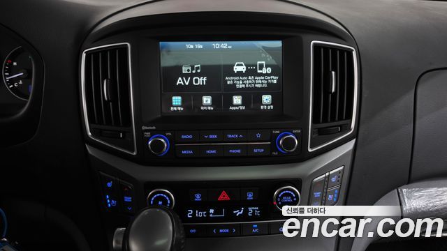 Hyundai Starex 2021 — photo 31