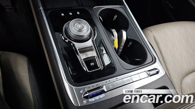 Kia Canival 2024 — photo 12