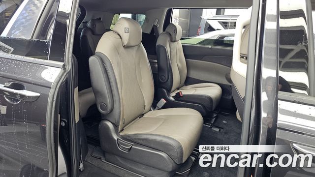 Kia Canival 2024 — photo 18