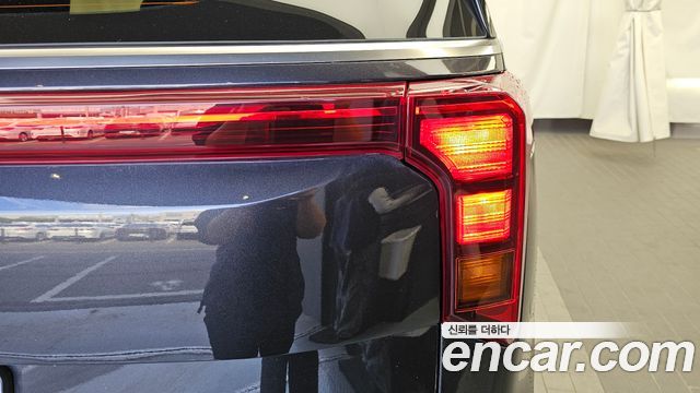 Kia Canival 2024 — photo 9