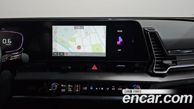 Kia Sportage 2023 — photo 18