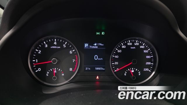 Kia Stonic 2020 — photo 8