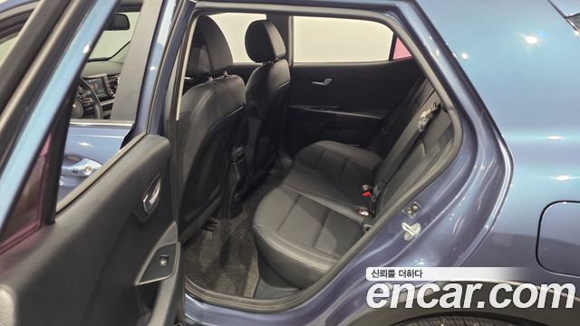 Kia Stonic 2020 — photo 11