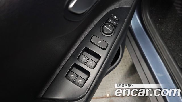 Kia Stonic 2020 — photo 12