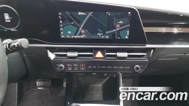 Kia Niro 2023 — photo 19