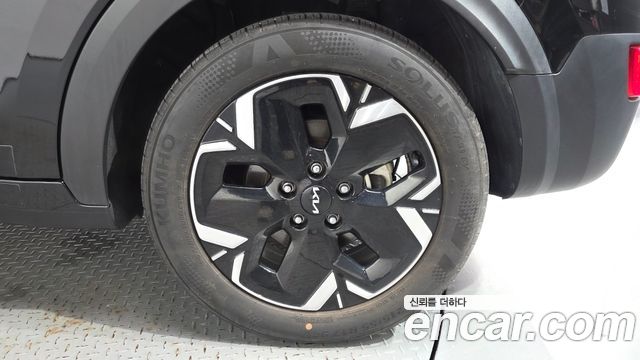 Kia Niro 2023 — photo 7
