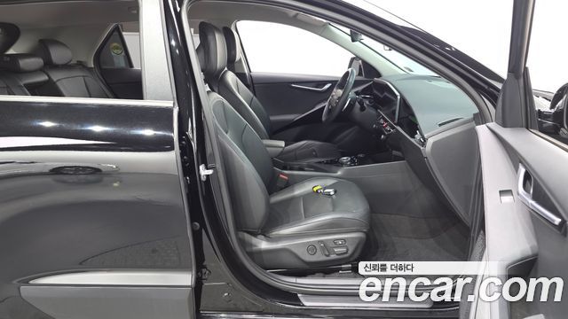 Kia Niro 2023 — photo 16