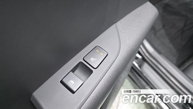 Kia Niro 2023 — photo 27