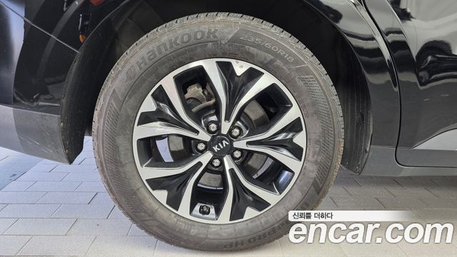 Kia Canival 2021 — photo 5
