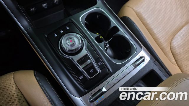 Kia Canival 2021 — photo 9