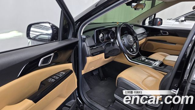 Kia Canival 2021 — photo 10
