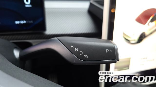 Tesla Model Y 2021 — photo 9