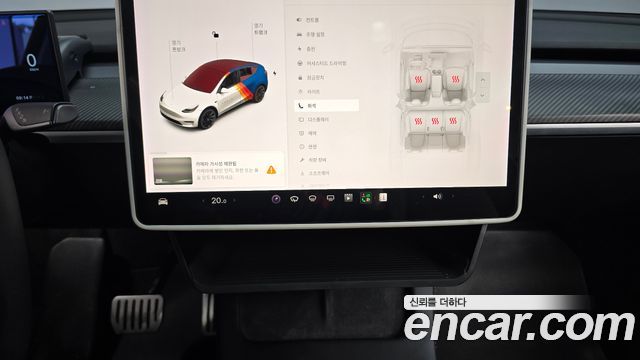 Tesla Model Y 2021 — photo 13