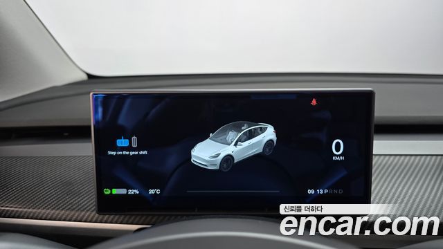 Tesla Model Y 2021 — photo 19