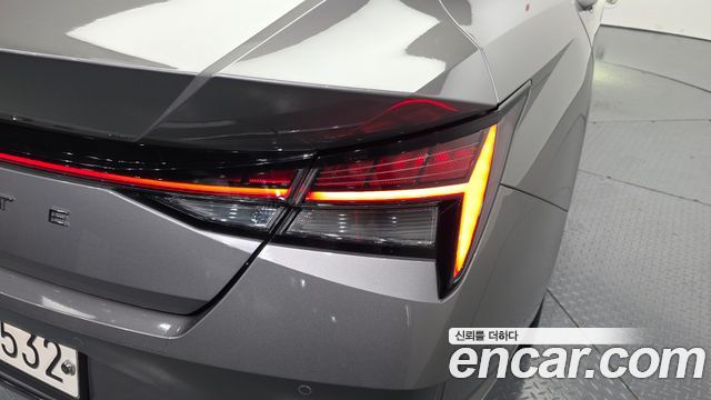 Hyundai AVANTE 2022 — photo 9