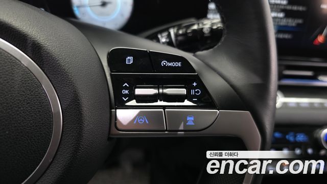Hyundai AVANTE 2022 — photo 30