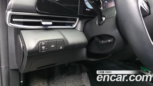 Hyundai AVANTE 2022 — photo 31