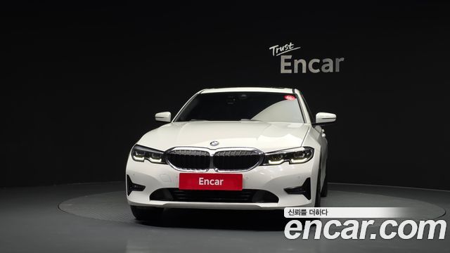 BMW 3-Series 2019 — photo 3
