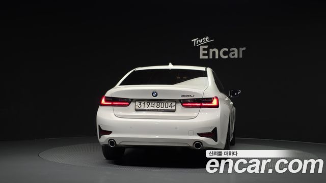 BMW 3-Series 2019 — photo 4