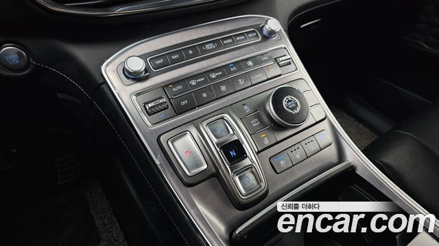 Hyundai Santafe 2021 — photo 12