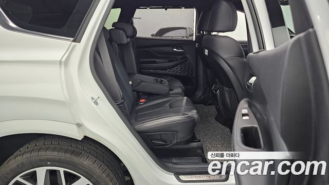 Hyundai Santafe 2021 — photo 17