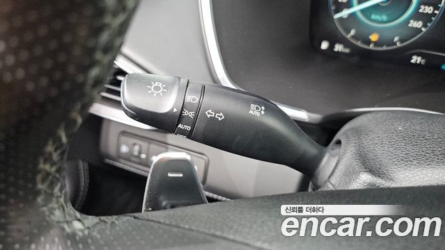 Hyundai Santafe 2021 — photo 29