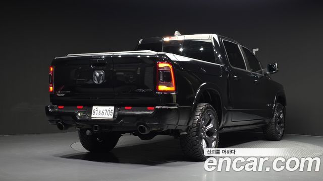 Dodge Ram Pick Up 2020 — photo 2