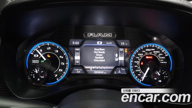 Dodge Ram Pick Up 2020 — photo 11