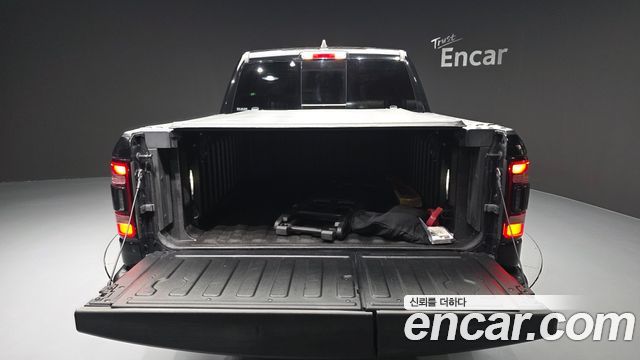 Dodge Ram Pick Up 2020 — photo 26
