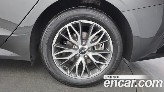 Kia K5 2022 — photo 7