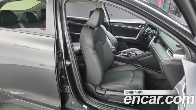 Kia K5 2022 — photo 16