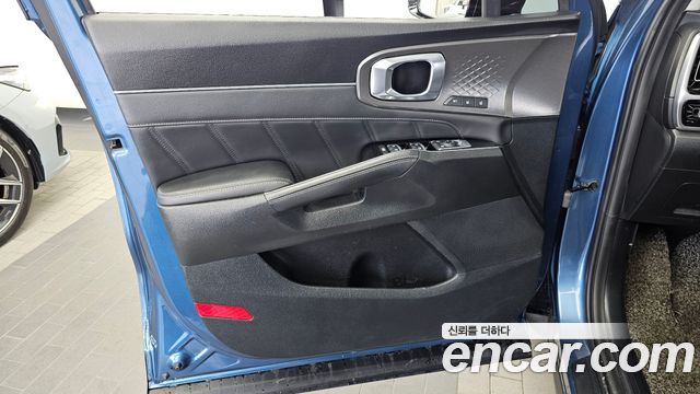 Kia Sorento 2021 — photo 14