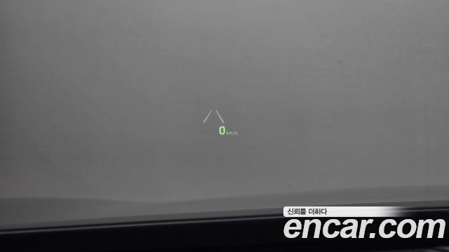 Genesis G80 2018 — photo 24