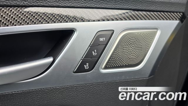 Genesis G80 2018 — photo 33