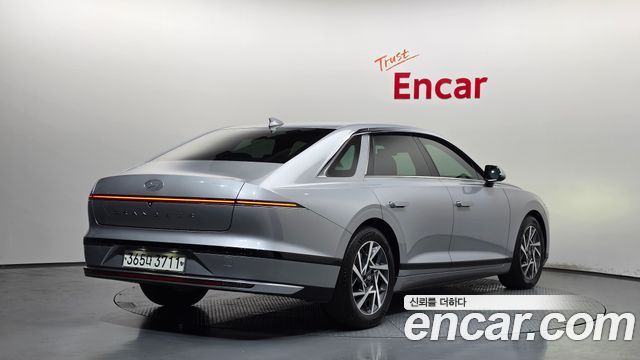 Hyundai Grandeur 2023 — photo 2