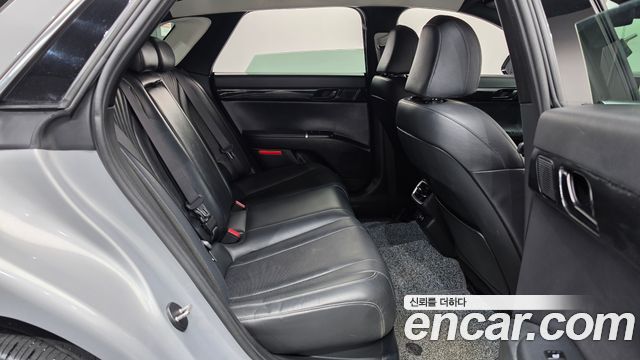 Hyundai Grandeur 2023 — photo 11