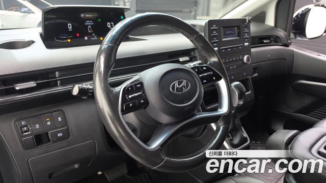 Hyundai Staria 2022 — photo 19