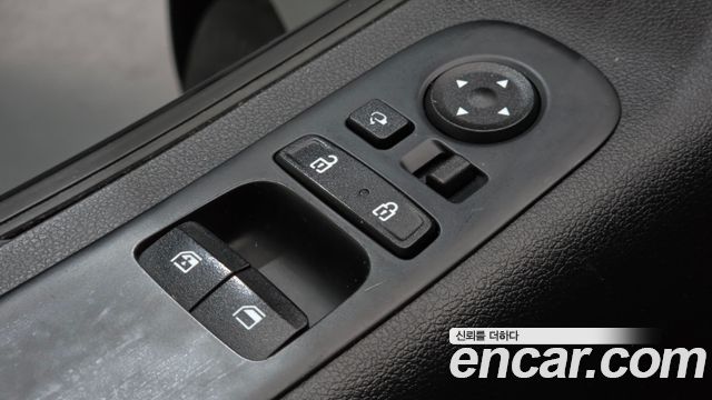 Hyundai Staria 2022 — photo 28