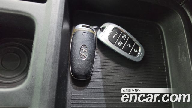 Hyundai Staria 2022 — photo 30