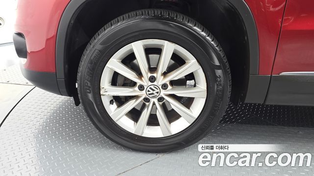 Volkswagen Tiguan 2015 — photo 5