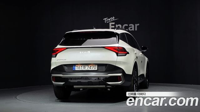 Kia Sportage 2023 — photo 4